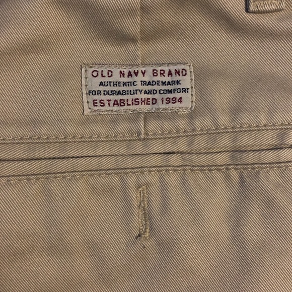 khaki shorts - Picture 3 of 5